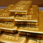 Gold slumps nearly 6% this week amid strong dollar, profit booking