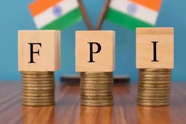 Foreign Investors Infuse Over ₹1,200 Crore into Indian Equity Markets