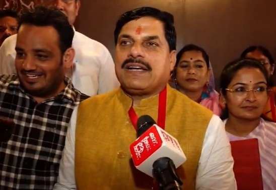 मध्यप्रदेश के CM डॉ. यादव की दुबई और स्पेन यात्रा: राज्य में विदेशी निवेश को मिलेगा बढ़ावा