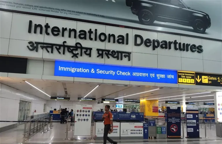 DELHI AIRPORT